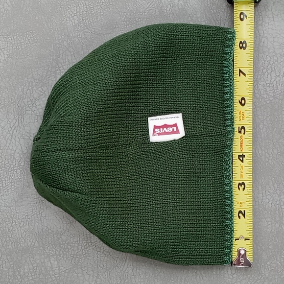 Levi's Reversible Beanie Hat Green NWT - Picture 7 of 10